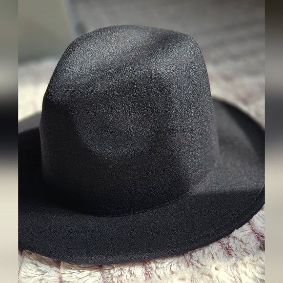 ... Accessories - 🤠NWOT Black Fedora